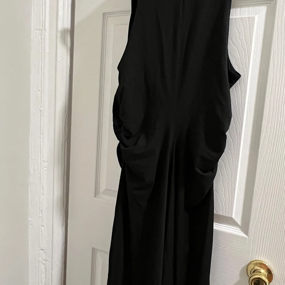 Dress - Picture 5 of 6